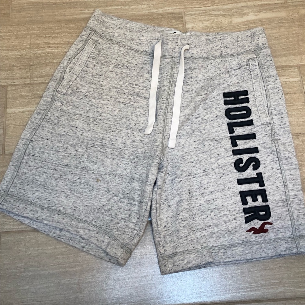 Men’s Hollister Gray Fleece Shorts Size S (unisex)